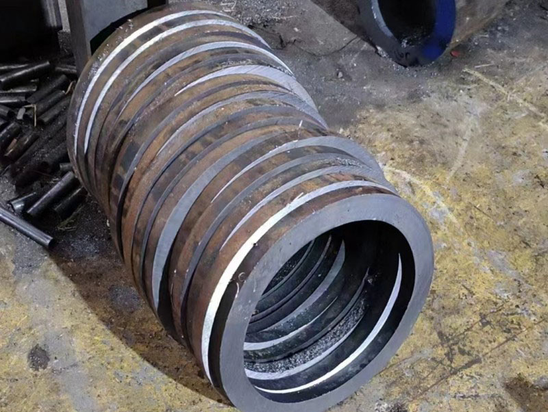 喀左30CrMo无缝钢管切割