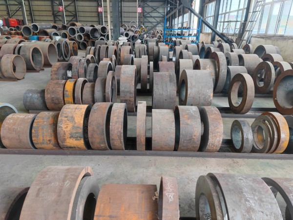 42CrMo钢管切割 锯切定尺加工 42CrMo钢管切割 锯切定尺加工